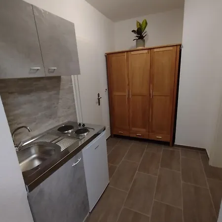 Apartment-bb
